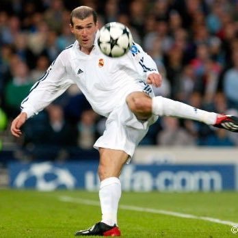 En mi equipo jugó Zinedine Zidane.