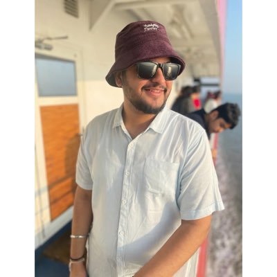 Futures Trader. Cricket Lover. Manchester United.