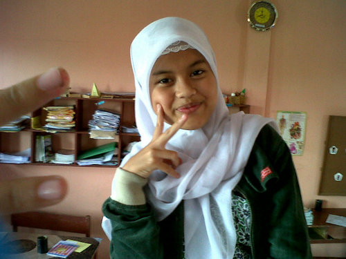 _Izmishflygaem's profile picture. Ceria,baik,enak d ajk ngobrol, santai, Simple , n' cuek ..
 itulah saya :D ;)