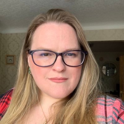 EmariOShea's profile picture. Just an average person with dogs who likes to paint minis