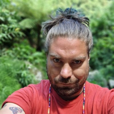 TeoLie's profile picture. 