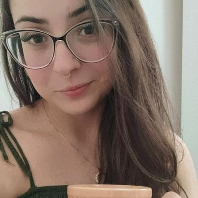 Psicóloga especialista em Sexualidade Humana. Este não é um perfil profissional.
Umbandista, NM, ativista pelos direitos reprodutivos das mulheres.
