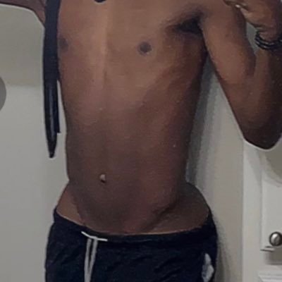 HoesLuvCvrti's profile picture. “I’m just a ⭐️⭐️⭐️⭐️⭐️ nigga fr” VA📍DM(V) 757