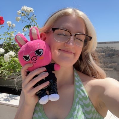 incognityler's profile picture. (she/her) 1.6m of pure angst (main: @wickedxbastard)