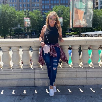 Instagram: cassidymaebessler