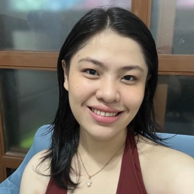 realbeavalencia's profile picture. 