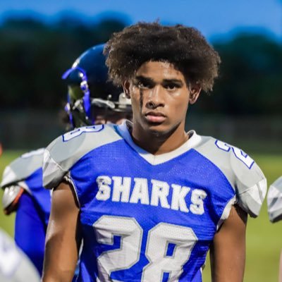 6’2/ OLB/ Spanish River Highschool 2024 graduate/ 3.2 gpa/ 200 pounds/ Email - Anthoneynoahclark@gmail.com/📞#561 - 886 - 8766