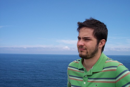 Economista y creador/editor del espacio @blogauto_es, bético y del Athletic!!Andalú y del mundo!Mi pasión son los coches. A L/P todos muertos, no lo olvides.