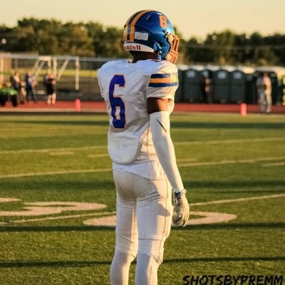 Student athlete | CB,WR | 5’10” 165| Class of 2025 | 3.8 gpa | 4.5 40 |Football | Track | North Brunswick High School | email: jahirboss1225@outlook.com