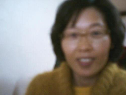 직장인, 두 아이의 엄마, 책 읽을 때가 가장 좋고, 새로운 것에 대한 호기심이 많습니다. [약선 요리] 배우고 있습니다.