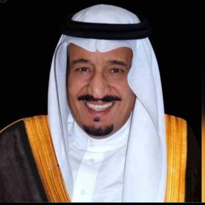 اللهم نور قلوبناوقلوب أحبابنا بالقرآن وأجعل صدورنا { مضيئةً بذكرك}