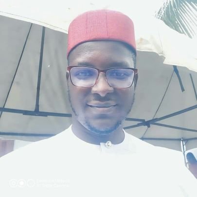 'Web/Mobile app developer || co-organizer lekki Fcc || Book lover