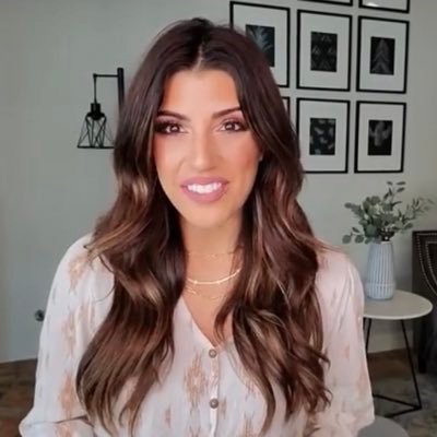 llamd6317's profile picture. I am Danielle lam the PCH spokewoman I am here to deliver your winnings prize to you if you Belive in it