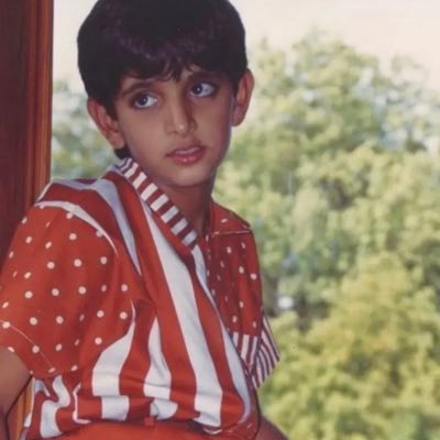 aymncheriif's profile picture. الكبرياء الذي أجبرنا على الرحيل