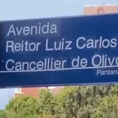 flamenguista empresário petista de coração, na luta por um país melhor para todos. na expectativa da volta do melhor presidente da história do Brasil! (Lula)