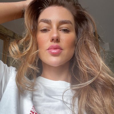 English model/gym rat. promo: business@more-stella.com ❤️ click below for OF ↙️. Follow me Facebook: https://t.co/8ZnZhz9KPr