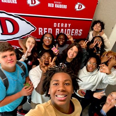 • DMS Reading Teacher 📚 • DMS Student Council Advisor 📝 • DHS Cheer Coach 📣 • #DMSontheRISE