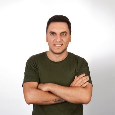 Full-Stack Developer | https://t.co/GqLdOiOQ7W