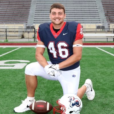 | LB/ WR| 4.0 GPA | 6’1 220| 4.86 40 | football | wrestling | track | baseball |