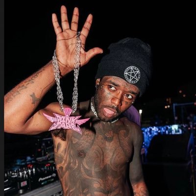 ARedHotTaco's profile picture. 21| Uzi fan for life 🙏