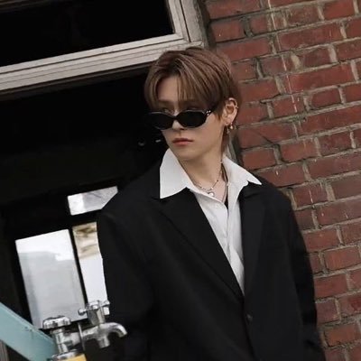 yvesyyshi's profile picture. ☆ รักเด่กสม ꕀㅇ⟡⁎⁺.KANEMOTO YOSHINORI ✿ ✴︎.ㅁㅁ ꒰Hoonsuk ꒱