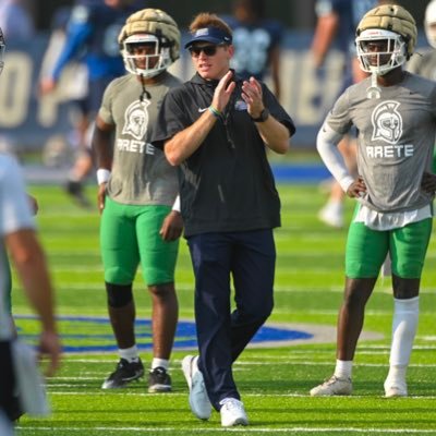 Asst. QBs / Academic Coordinator @UWFFootball | 2019 National Champions | 2021 & 2022 GSC Champions #GoArgos #Arete | Davidson Alum