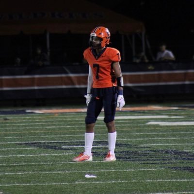Evanston Township HS Class of ‘24 I 6’1 170 I DB/WR I Two-Sport Athlete I email: jnphilippe@eths202.org
