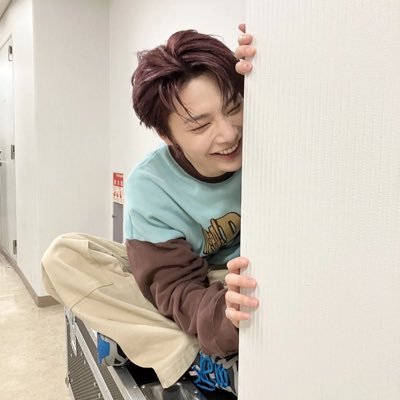 スキズ交換垢 成人済み 仲良くしていただけると嬉しいです☺️ 取引経験多数あります！平日の日中は返信遅くなります💦申し訳ございません🙇💦