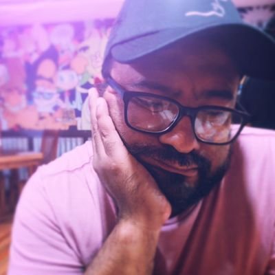 tonadickinson's profile picture. Y un día decidí ser comediante.
Tengo TOC.