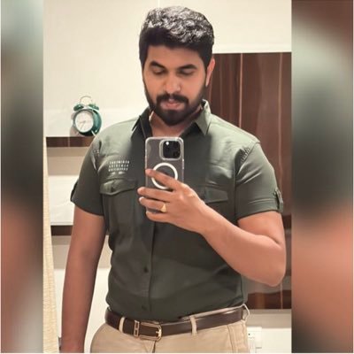 Sreeein's profile picture. 24