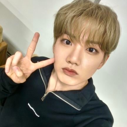 mylovietreasure's profile picture. must protect treasure at all costs.