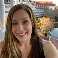 Emily C. Lynch (@eclynch18) 's Twitter Profile Photo Emily C. Lynch (@eclynch18) 's Twitter Profile Photo