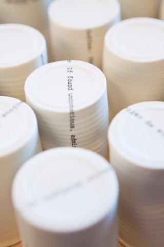 acdesign2's profile picture. rart, morsomt og vakkert - porselen i lange baner