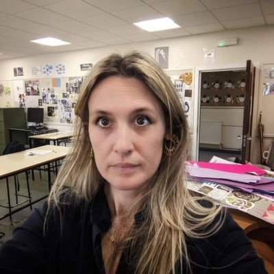 Plazalskisuilv's profile picture. 