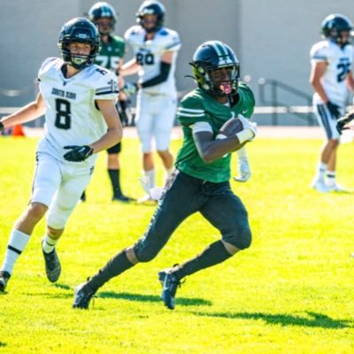 Bateman football 🇨🇦 C/O 2024 | WR/DB 4.70 40 yard | 37 in vert 6 feet, 160, 6’2 wingspan Email: saml227204@abbyschools.ca Phone number: 236-458-4973