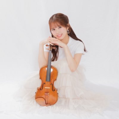 Violinist, born in 🇯🇵 grew up in 🇸🇬 graduated in 🇦🇹 お仕事依頼→ yukimi_info@tacticart.co.jp --『🌺🎻』 毎日配信中→ https://t.co/h1wB6EyJuO 会社管理なので、個人DM出来ません。