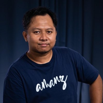 Supreme Dictator of super niche media: @Amanz. Investor at @Amanznxt.
Dragonborn + ODST + Gravity Shifter.
Once + Orbits.