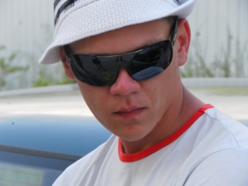 Nekurifuflo's profile picture. Я люблю этот мир таким какой он НЕТ.