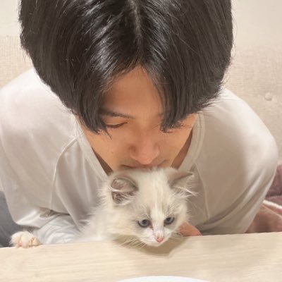 KanesakaMitsuto's profile picture. 22ans/Basketball/Billard/darts/伊藤学園/大崎/フレンチ料理人👨‍🍳→不動産営業「仲介業」「仕入業」の二刀流/東海オンエア/リヴァプール⚽️/パチンコ/競馬🏇