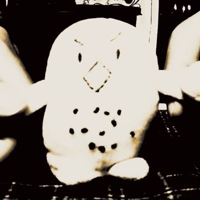 papusaka0840's profile picture. 今、我々は自らの手で自らの首を締めているのだ  #靴下 を五足履いています。 #逆腹式呼吸 #ヴィーガン #文学 #哲学 #珈琲 #虫 さんかわいい #今日のごはん #読書記録 #三島由紀夫 
【https://t.co/IsgknyV55A】
よろしくお願いします(＾'◇'＾)ぷりり