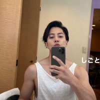 り (@l3xvpjmawa6zm4z) 's Twitter Profile