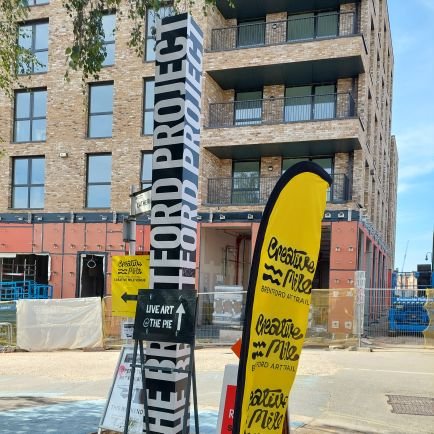 Brentford resident and supporter, interested in the thriving community and rich history of Brentford ❤️