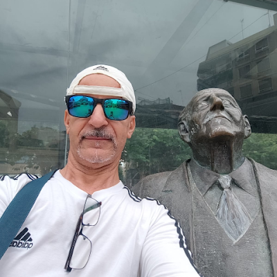 I was Comandante 1988 i left to London leaving there. Because begin nearly civil war Algeria.
Im SURVEYOR of BUILDING and infraestructure 1983 .self employed.