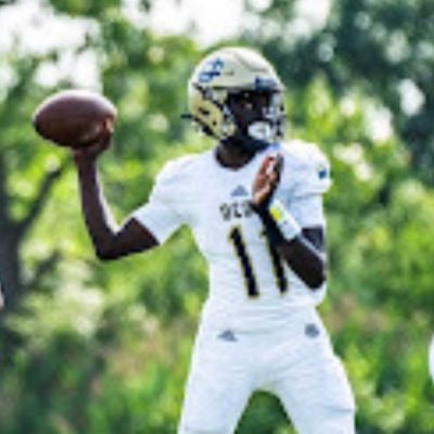 6’1 QB| 180lbs | Detroit Country Day | ‘27 | SMSB 7v7| Honor Roll | Phone: 989-714-0271