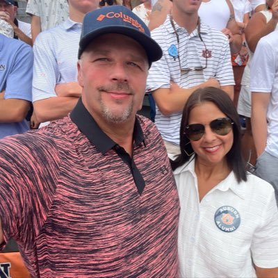 I LOVE living in God's Country!! Proud @AuburnU Alum. I put up with @Pupperchucks b/c we’re married. Loving Mom to @AuNewt 🦅🏈🧡💙Instagram~aliarmstrong2017