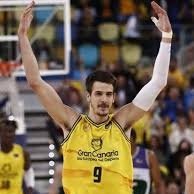 Fanático del Club Baloncesto Gran Canaria y campeón de eurocup por el sexto jugador