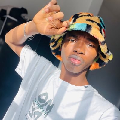 Model💯 Fashion influencer🎉 DJ 🎧🎶 send PR package 📦 https://t.co/aXdnA7spA5