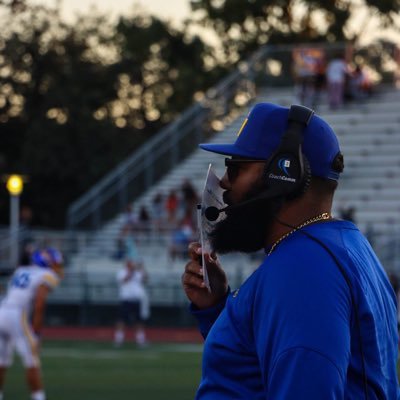 Educator| @FVBaronFoofball Offensive Coorinator | B.A. Ed. Uof La Verne | M.S. Kine’s. & Sport Admin ‘22 Harding U|