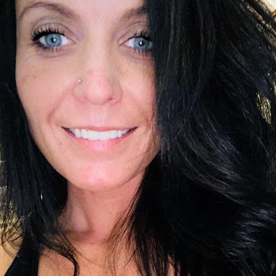 Yourname865's profile picture. 