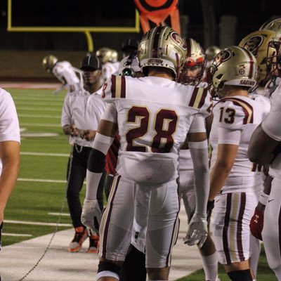 Isaiah Quinones SS /RB Saginaw High School 5’10 174lbs C/O 26 Football/track Email iquinones2007@icloud.com